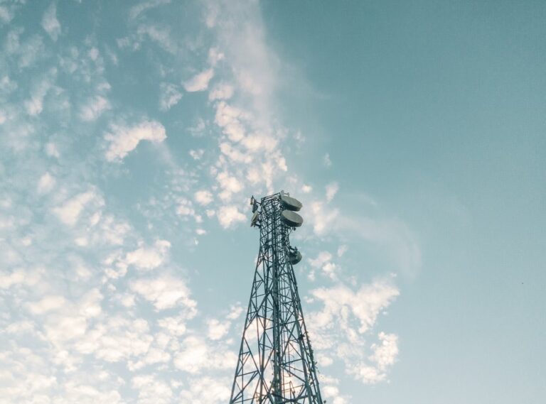 kabiur-rahman-riyad-j8B2SuM4UlE-unsplash
